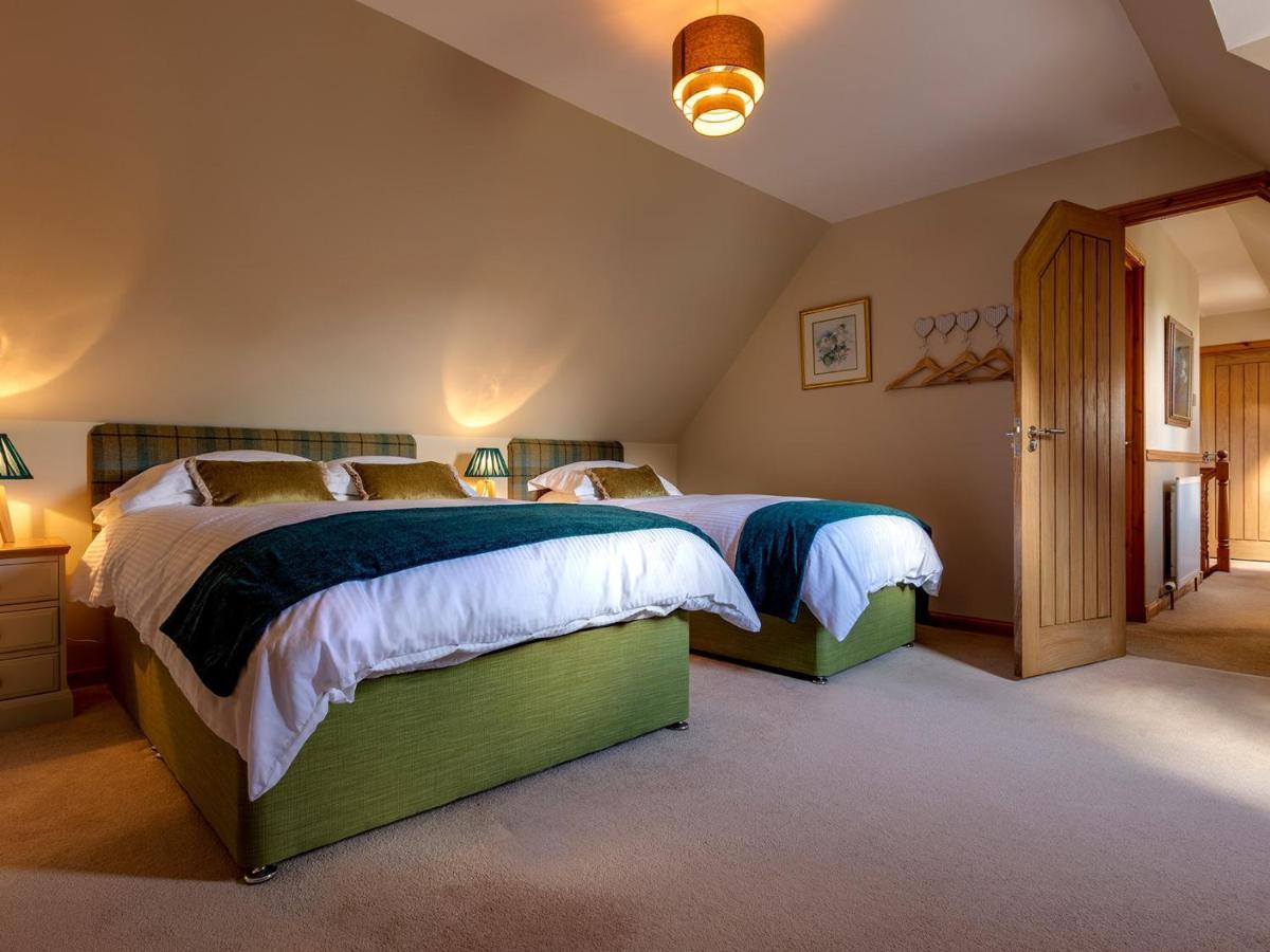 The Birches Bed & Breakfast Dundonnell Bilik gambar